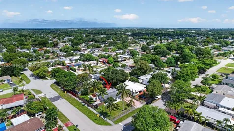 1300 N 70th Terrace Hollywood FL 33024