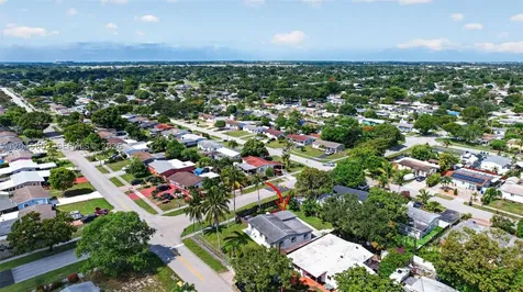 1300 N 70th Terrace Hollywood FL 33024