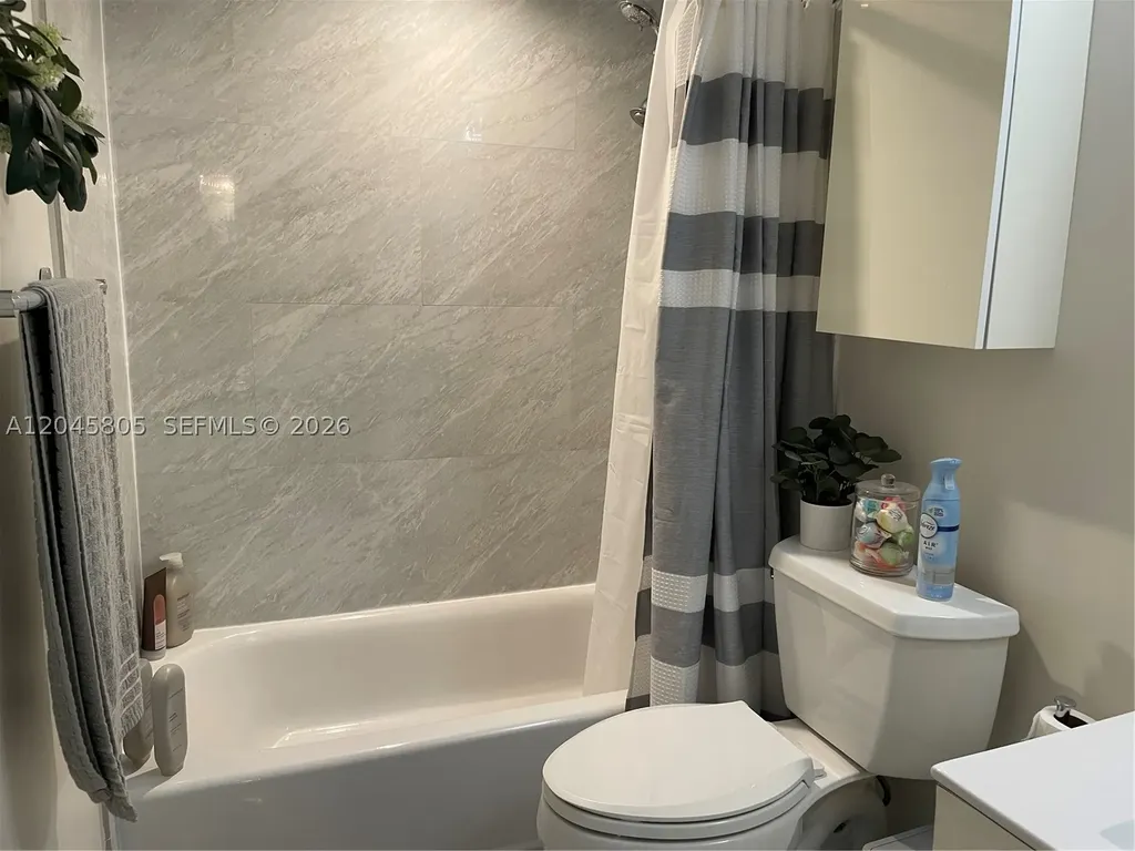 610 Tennis Club Drive Fort Lauderdale FL 33311