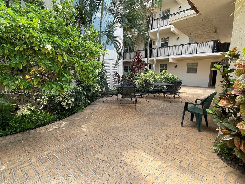 610 Tennis Club Drive Fort Lauderdale FL 33311