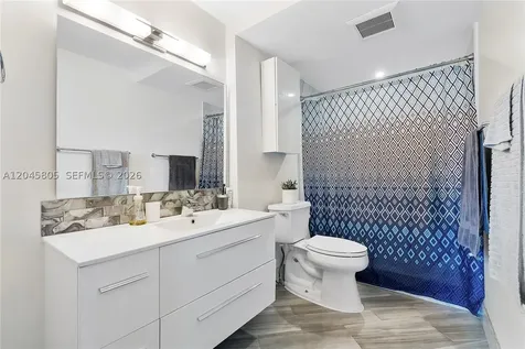 610 Tennis Club Drive Fort Lauderdale FL 33311