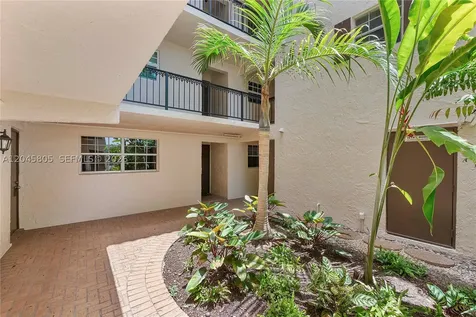 610 Tennis Club Drive Fort Lauderdale FL 33311