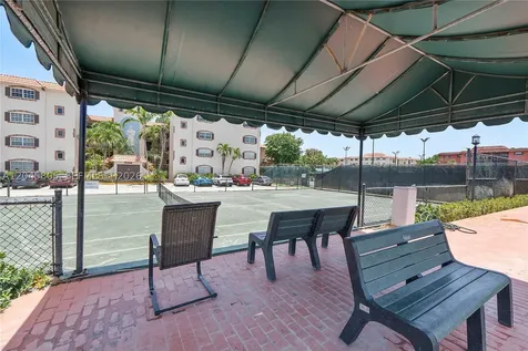 610 Tennis Club Drive Fort Lauderdale FL 33311