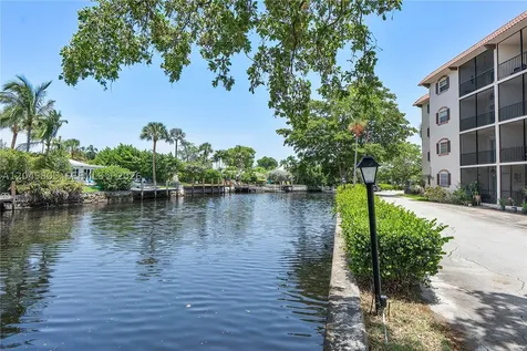 610 Tennis Club Drive Fort Lauderdale FL 33311