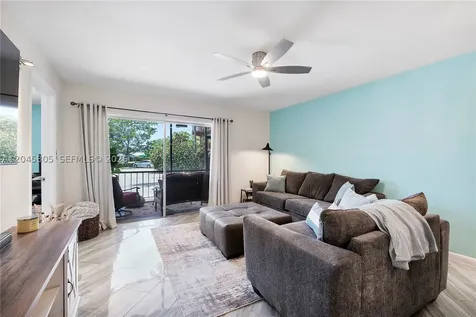 610 Tennis Club Drive Fort Lauderdale FL 33311