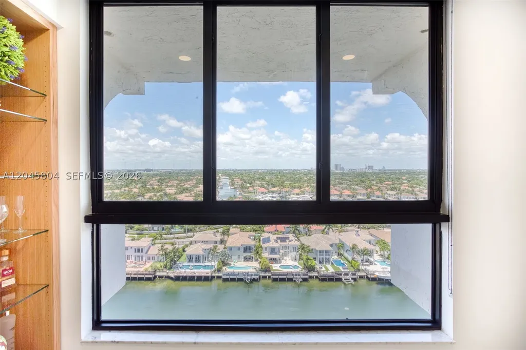 1500 S Ocean Drive Hollywood FL 33019
