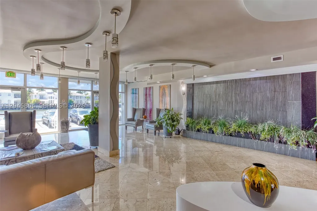 1500 S Ocean Drive Hollywood FL 33019