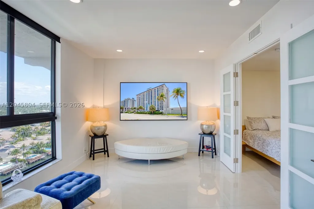 1500 S Ocean Drive Hollywood FL 33019
