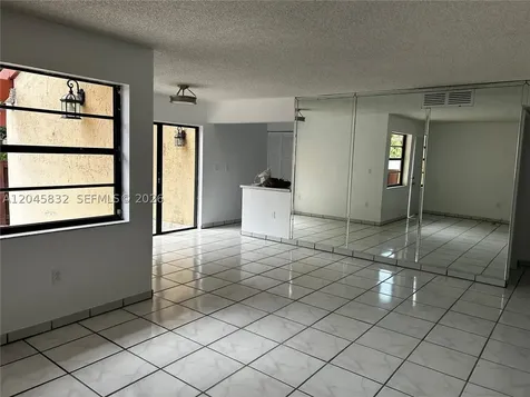 301 W Park Drive Miami FL 33172