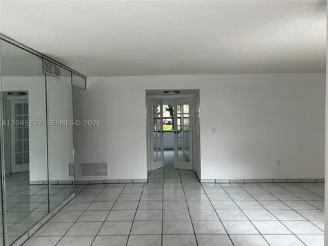 301 W Park Drive Miami FL 33172