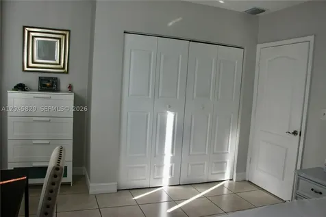 2501 Douglas Road Miami FL 33133