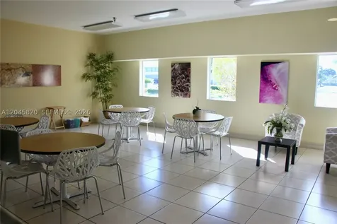 2501 Douglas Road Miami FL 33133