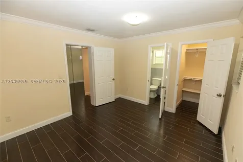 2945 Day Avenue Miami FL 33133