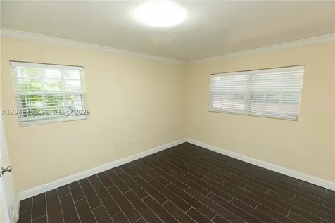2945 Day Avenue Miami FL 33133
