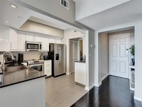 3020 NE 32nd Avenue Fort Lauderdale FL 33308