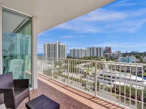 3020 NE 32nd Avenue Fort Lauderdale FL 33308