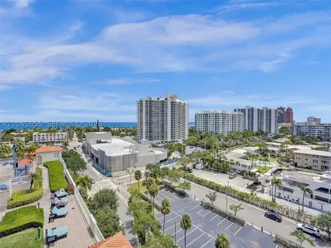 3020 NE 32nd Avenue Fort Lauderdale FL 33308
