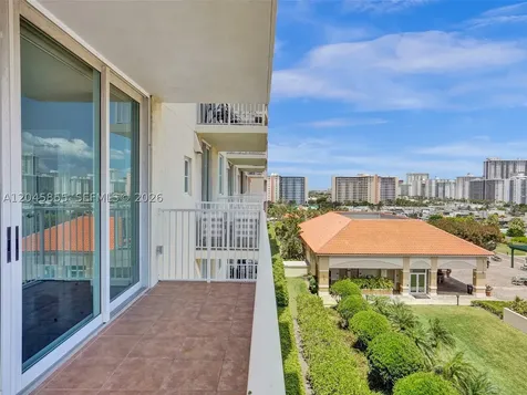 3020 NE 32nd Avenue Fort Lauderdale FL 33308