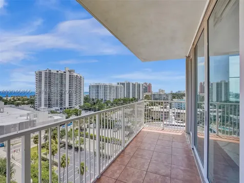 3020 NE 32nd Avenue Fort Lauderdale FL 33308