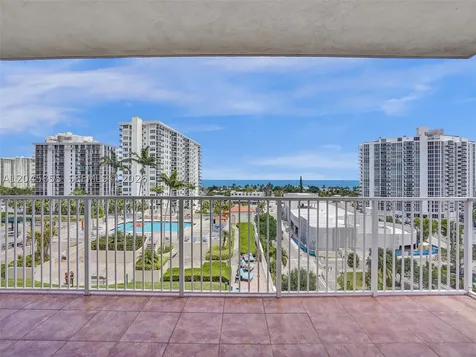3020 NE 32nd Avenue Fort Lauderdale FL 33308