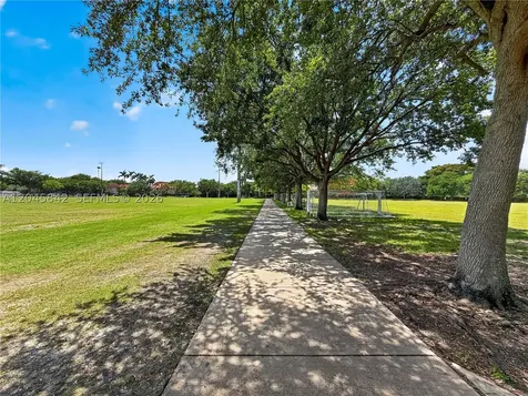 10210 SW 154th Place Miami FL 33196