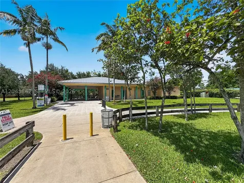 10210 SW 154th Place Miami FL 33196