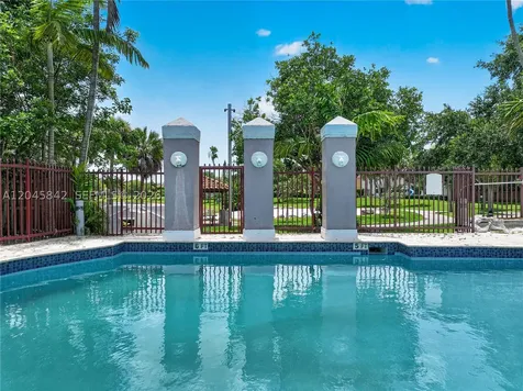 10210 SW 154th Place Miami FL 33196