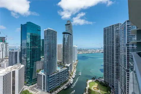 77 SE 5th Street Miami FL 33131