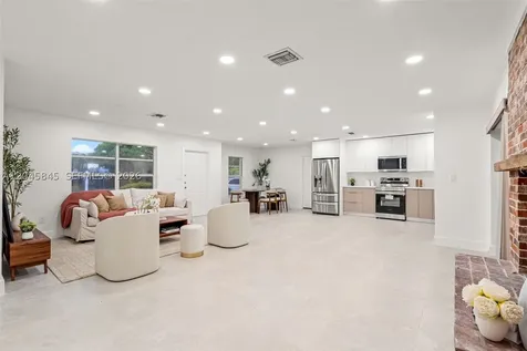 18103 SW 93rd Avenue Palmetto Bay FL 33157