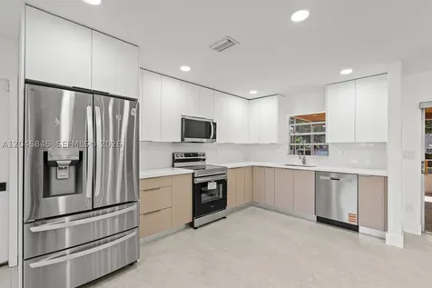 18103 SW 93rd Avenue Palmetto Bay FL 33157