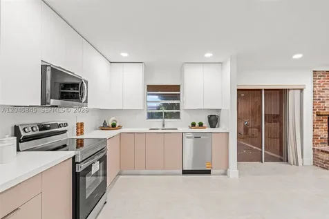 18103 SW 93rd Avenue Palmetto Bay FL 33157