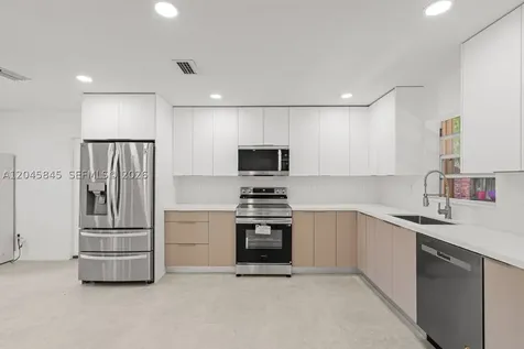 18103 SW 93rd Avenue Palmetto Bay FL 33157