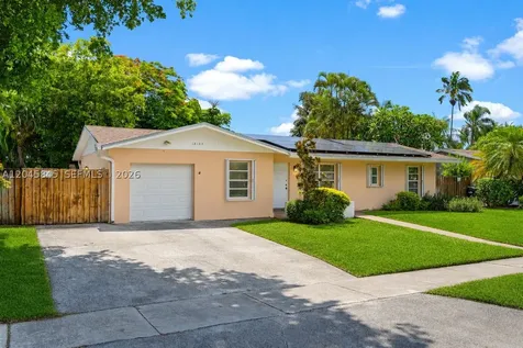 18103 SW 93rd Avenue Palmetto Bay FL 33157