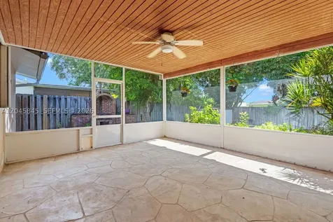 18103 SW 93rd Avenue Palmetto Bay FL 33157