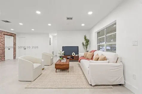 18103 SW 93rd Avenue Palmetto Bay FL 33157