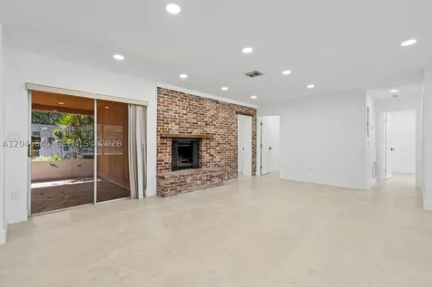 18103 SW 93rd Avenue Palmetto Bay FL 33157