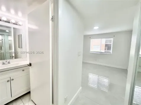 842 NW 92nd Avenue Plantation FL 33324