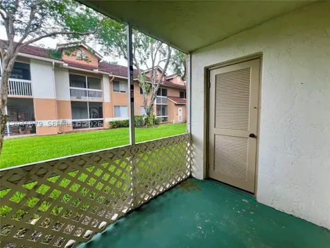 842 NW 92nd Avenue Plantation FL 33324