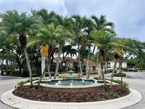 842 NW 92nd Avenue Plantation FL 33324