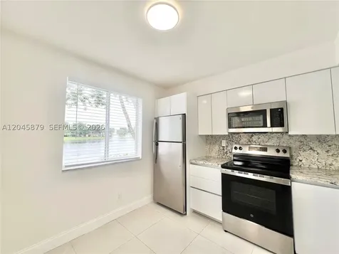 842 NW 92nd Avenue Plantation FL 33324