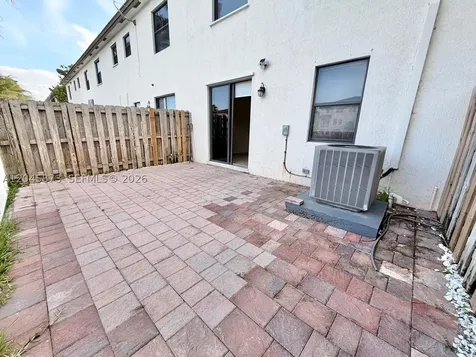 8965 NW 98th Avenue Doral FL 33178