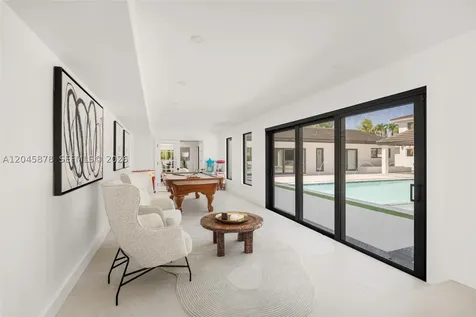 8960 SW 118th Street Miami FL 33176