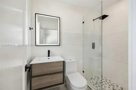 8960 SW 118th Street Miami FL 33176