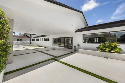 8960 SW 118th Street Miami FL 33176