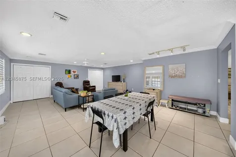 5212 SW 151st Place Miami FL 33185