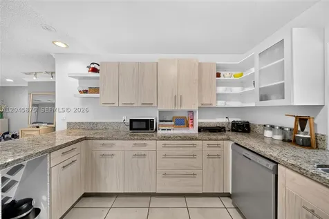 5212 SW 151st Place Miami FL 33185