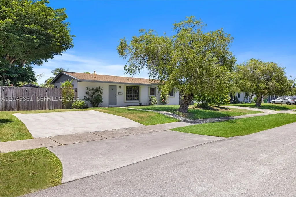 9971 SW 156th Terrace Miami FL 33157