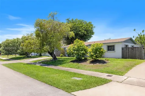 9971 SW 156th Terrace Miami FL 33157