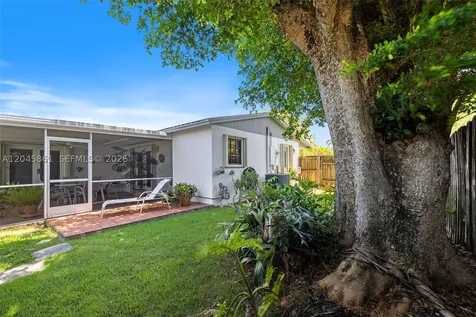 9971 SW 156th Terrace Miami FL 33157