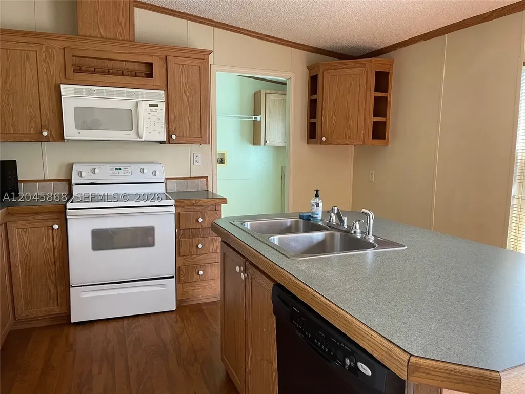 11864 Atlantic Circle Boca Raton FL 33428